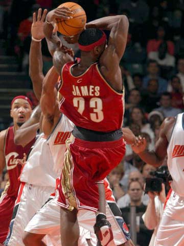 高强度的比 高强度的比